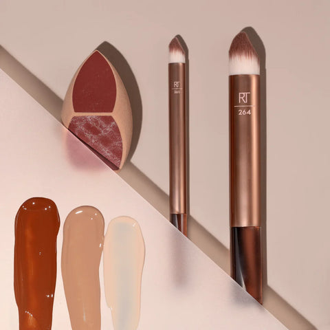 Real Techniques- Makeupsaver Sponge + Brush Trio